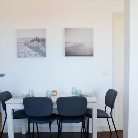 Bright With Sea View Appartement *