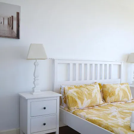 Bright With Sea View Apartment